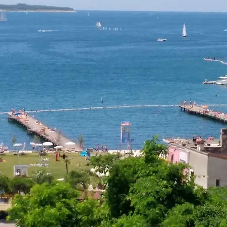 2 Sencna Pot Lägenhet Portorož